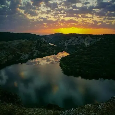 Nyaraló A Orillas Del Duero Los Rabanos